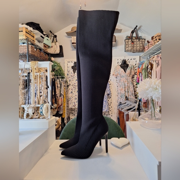 Source Unknown Black Over-the-Knee Pointed Stiletto Boots - Picture 2 of 6
